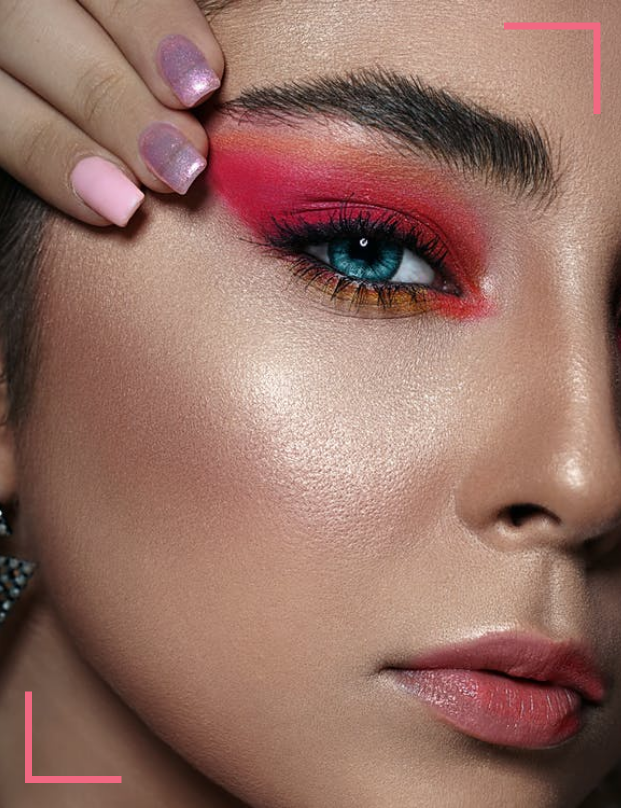 About | Eyebrows R us 